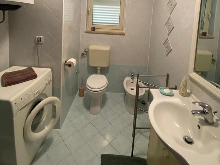Apartment Laetitia Kaštelir Buitenkant foto